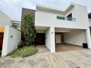 VENDO CASA CON ALBERCA EN LA LOMAS DEL MAR, RIVIERA...