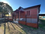 Vendo casa con dos dormitorios en Villa Parque Siquiman