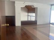 VENDO CASA CON EXCELENTES ESPACIOS Y ALBERCA en la...