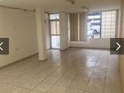 VENDO CASA, CON GALPON 2 LOCALES, QUITO NORTE