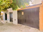 VENDO CASA CON LOCAL. COL. LOMAS DE CASA BLANCA. SOBRE...