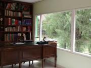 VENDO CASA CON OCHO GARAJES