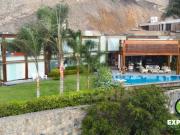 VENDO CASA CON PISCINA EN CASUARINAS con excelentes acabados