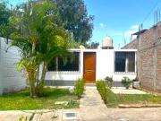 Vendo casa con seguridad 24/7 cerca a La Huega y Huacachina