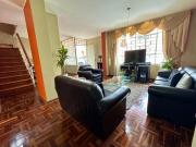 Vendo Casa de 2 Pisos + Aires Pueblo Libre