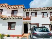 VENDO CASA DE 2 PISOS EN LA PALMA, 120 M2 VILLA DE LEYVA