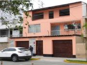 VENDO CASA DE 3 PISOS 338 M2 DE AC. EN AV.AURELIO GARCIA...