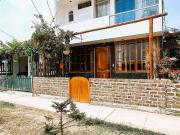 VENDO CASA DE 3 PISOS, 8 HABITACIONES Y AMPLIA TERRAZA...