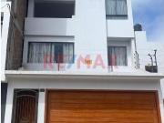 Vendo Casa De 3 Pisos +Azotea Y Estacionamiento En San...