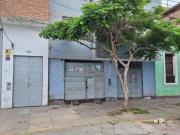 VENDO CASA DE 3 PISOS CON TIENDA Y COCHERA
