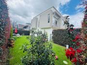 Vendo casa de dos niveles esquinera en Fonqueta~chia. en...