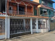 Venta, Guayacanes casa de dos plantas, aplica Biess 100 %