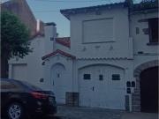 VENDO CASA DE ESTILO 4 AMBIENTES