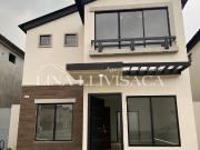 Vendo casa de estreno, 2 plantas, 4 dormitorios en los...