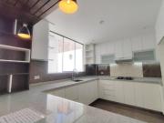 Vendo casa de estreno_ 3 pisos_217m2 _$299mil_...