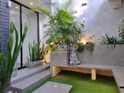 VENDO CASA DE TRES PISOS EN LA URB. MIRAFLORES, CASTILLA