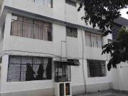 VENDO CASA DE TRES PISOS, EN TERRENO DE 500m2 AV. 09 DE...