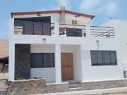 Vendo casa dos pisos 160m/2 linda playa Puerto Fiel km...