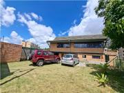 Vendo casa dúplex, Los Naranjos del Cafetal, Urb. La...