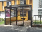 VENDO CASA DÚPLEX SECTOR ALTAVISTA