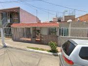 VENDO CASA EN 18 DE MARZO, GUADALAJARA CERCA EXPO...