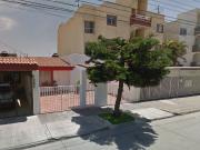 VENDO CASA EN ARBOLEDAS, ZAPOPAN CERCA GLORIETA DE LA...