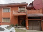 VENDO CASA EN AV UNO 53, SAN PEDRO DE LOS PINOS, BENITO...