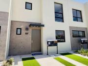 VENDO CASA EN AVENIDA SONTERRA, QUERETARO, EXCELENTE ZONA