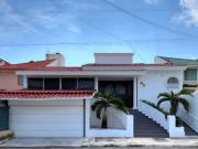 VENDO CASA EN BOCA DEL RIO, CERCA DE UNA AVENIDA PRINCIPAL