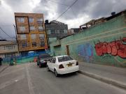 VENDO CASA EN BOGOTA LOCALIDAD FARAEL URIBE URIBE BARRIO...