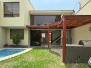 Vendo casa en Chaclacayo, 4 hab. 2 baños, 200 m2