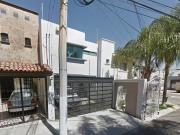 VENDO CASA EN COLINAS DEL REY, ZAPOPAN JUNTO COLEGIO DEL...