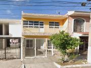 Vendo Casa en Colonia Monumental Cerca del Estadio...