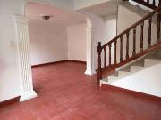 Vendo casa en condominio. Barrio La Merced. Guadalajara...