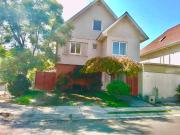 VENDO CASA EN CONDOMINIO PEÑALOLEN 5D 3B 2 E, PISCINA