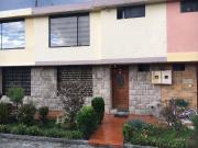 Vendo casa en conjunto privado