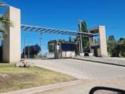 Vendo Casa en Construcción en Barrio Ampros V