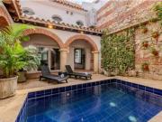 VENTA DE CASA EN EL CORAZÓN DEL CENTRO AMURALLADO DE...