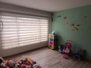 Vendo casa en el sector de la Carola Frente al centro...