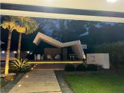 VENDO CASA EN EL TIGRE