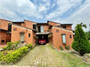 Vendo casa en Envigado, Loma de las Brujas
