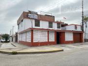VENDO CASA EN ESQUINA CON POTENCIAL LOGÍSTICO Y...