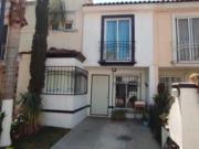 VENDO CASA EN FRACC. HACIENDA DEL REAL, TONALA CERCA...