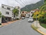 VENDO CASA EN FRACC. PEDREGAL LA SILLA, MONTERREY JUNTO...