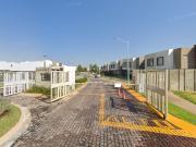 VENDO CASA EN FRACC. SOMOS, ZAPOPAN CERCA COLEGIO DEL AIRE
