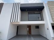 vendo casa en fraccionamiento arboreto sobre forjadores...