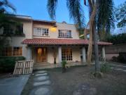 VENDO CASA EN FRACCIONAMIENTO CON VIGILANCIA CUERNAVACA