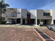 VENDO CASA EN FRACCIONAMIENTO LA ANTIGUA CEMENTERA ZONA...