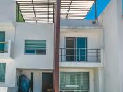VENDO CASA EN FRACCIONAMIENTO LOMAS DEL VALLE PUEBLA...