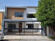 Vendo casa en fraccionamiento valle del angel cerca...